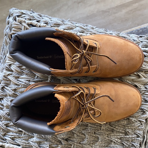 Timberland Boots - Picture 3 of 4